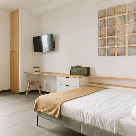 Ca De Ma - Sea Front Apartment Cenova Dış mekan fotoğraf