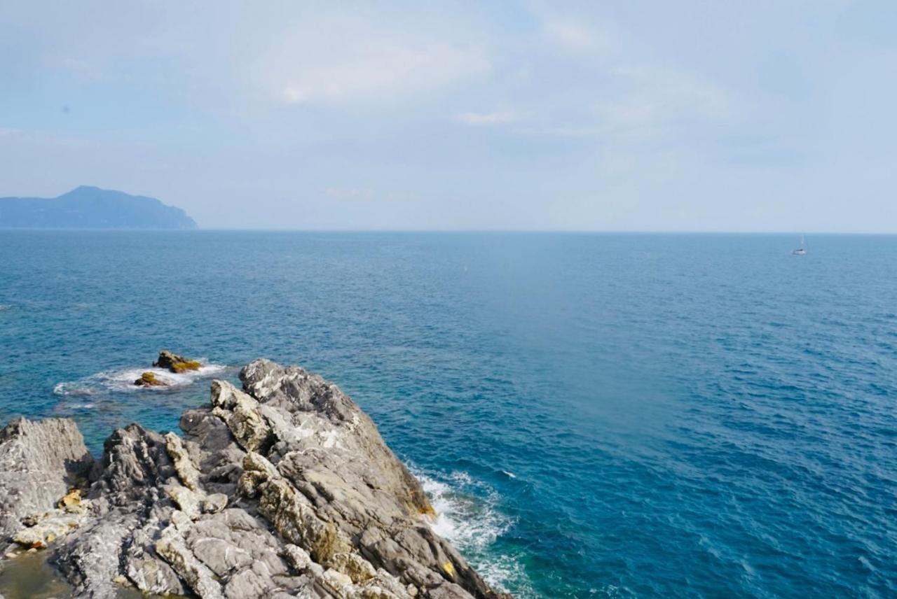 Ca De Ma - Sea Front Apartment Cenova Dış mekan fotoğraf
